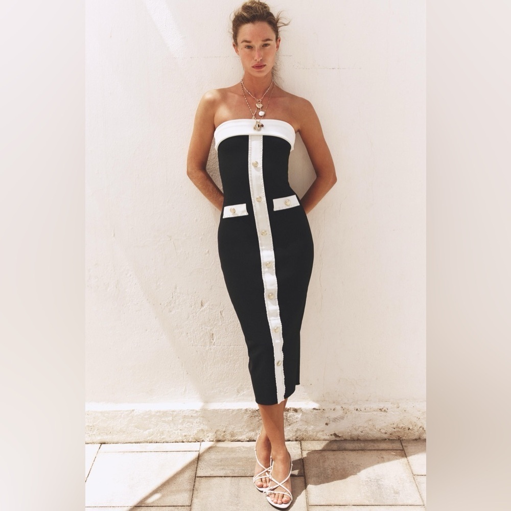 ZARA Contouring Stretch Bandeau Dress in Black/White - Small
